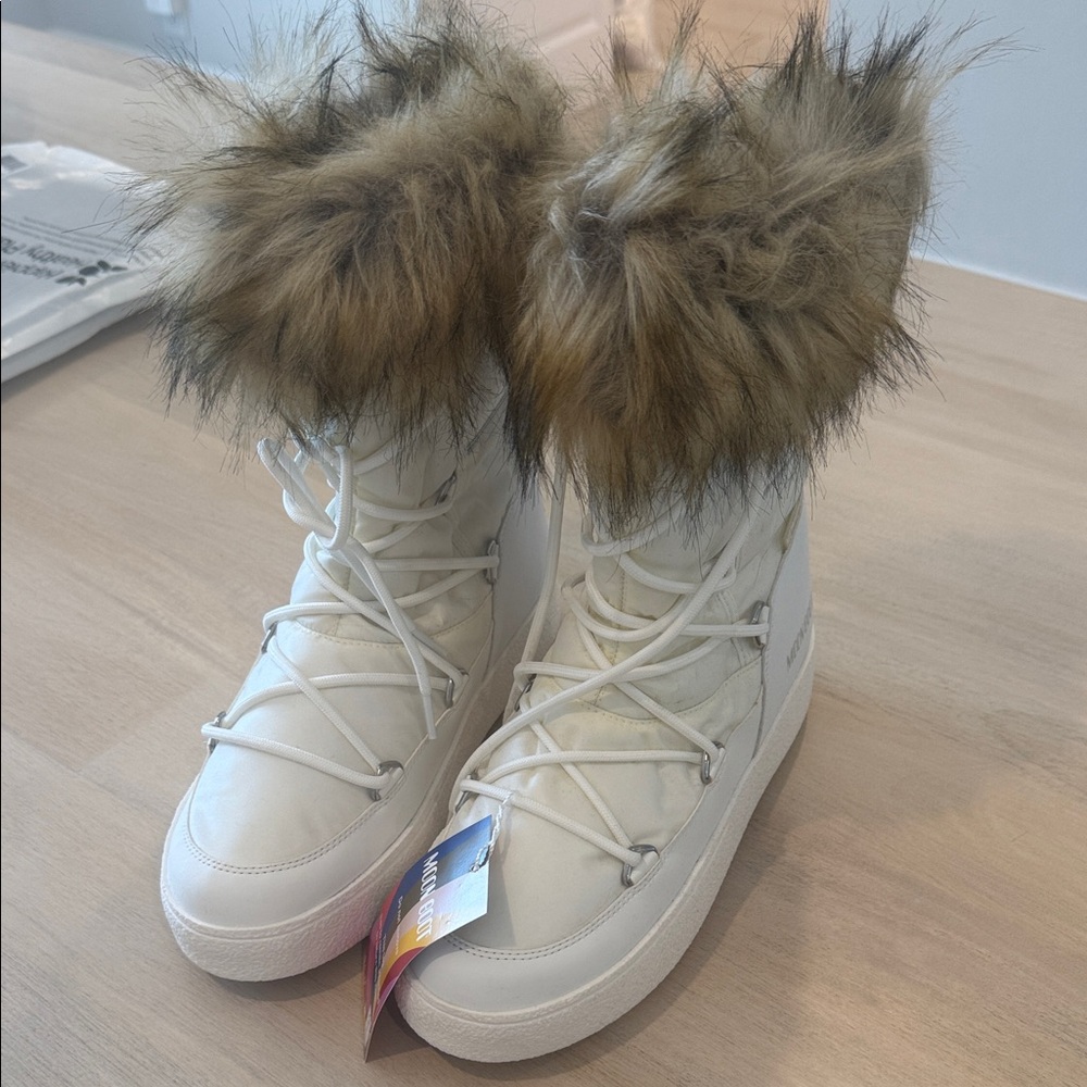 Moon Boots